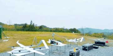 坐拥全国首个“无人机4S店”、日均飞行超200架次的国家级民用无人驾驶航空试验基地