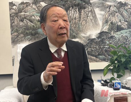 专访李德仁院士:中国的无人机技术已经领先 有远见的企业可以考虑将一部分资金投入小型飞机研发和生产