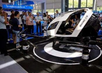 2025第二届上海无人机系统技术展览会于10月15日-17日在上海跨国采购会展中心举办