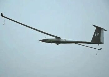 中国氢能无人机突破30小时续航：重构低空经济与绿色航空新格局！