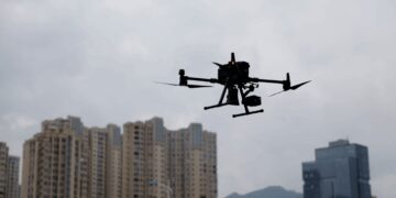 擦亮民用无人机产品名片 “低空+智能网联”应用场景不断拓展